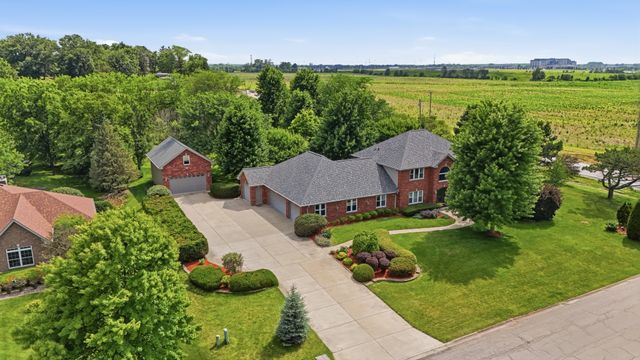 14353 Summerfield Drive, New Lenox, IL 60451
