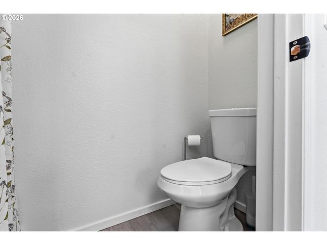 15768 Se POWELL Blvd 40, Portland, OR 97236