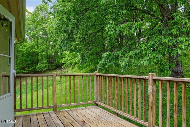 809 Ragan Road, Trade, TN 37691