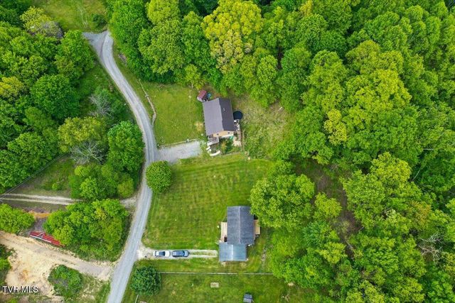 809 Ragan Road, Trade, TN 37691