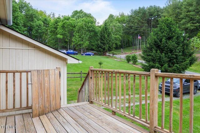 809 Ragan Road, Trade, TN 37691
