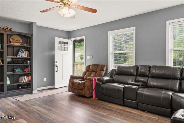 809 Ragan Road, Trade, TN 37691