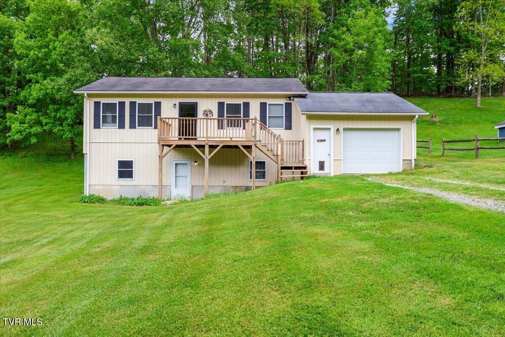 809 Ragan Road, Trade, TN 37691