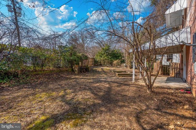 2 DALE DR, Silver Spring, MD 20910