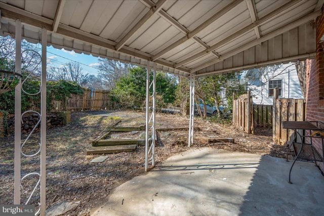 2 DALE DR, Silver Spring, MD 20910