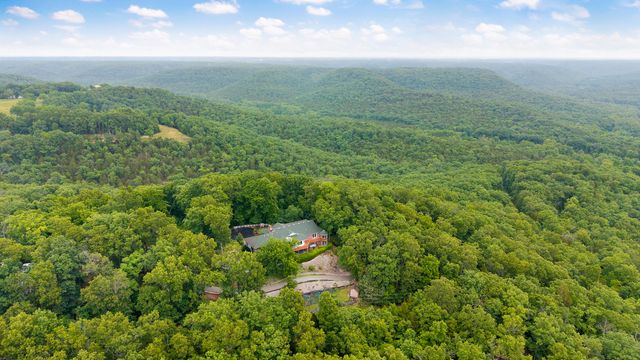 1908 Center Road, Ozark, MO 65721