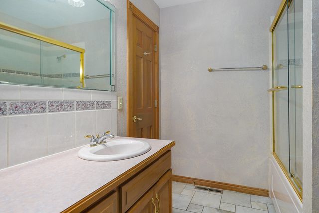 1908 Center Road, Ozark, MO 65721