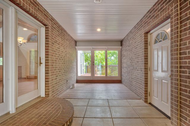 1908 Center Road, Ozark, MO 65721
