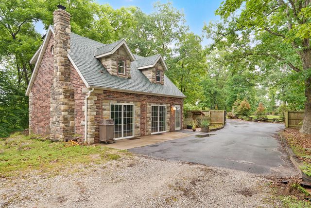 1908 Center Road, Ozark, MO 65721