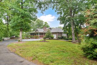 1908 Center Road, Ozark, MO 65721