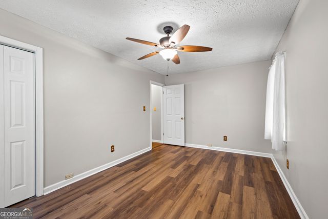 186 Lincoln Road, Tyrone, GA 30290
