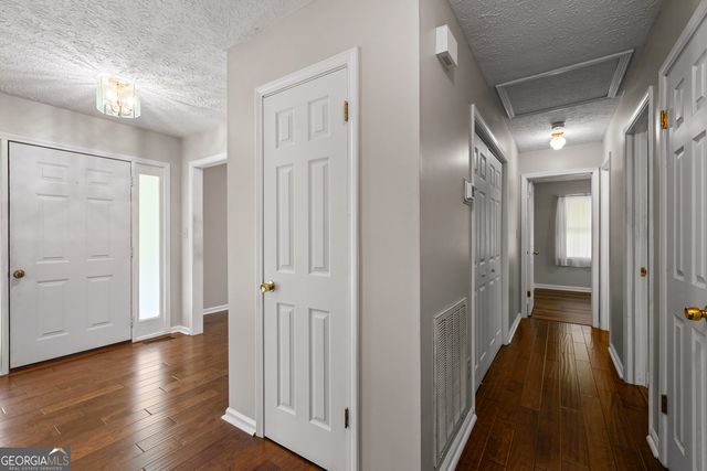 186 Lincoln Road, Tyrone, GA 30290