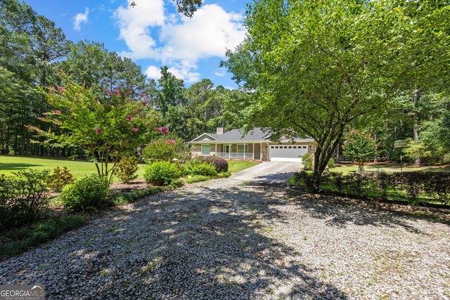 186 Lincoln Road, Tyrone, GA 30290