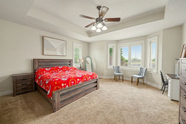 5162 N Prairie Ridge Rd, Salina, KS 67401