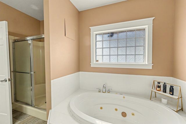 5162 N Prairie Ridge Rd, Salina, KS 67401