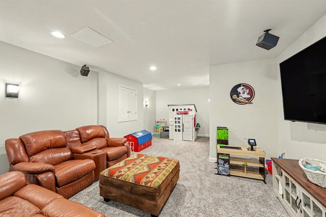 5162 N Prairie Ridge Rd, Salina, KS 67401