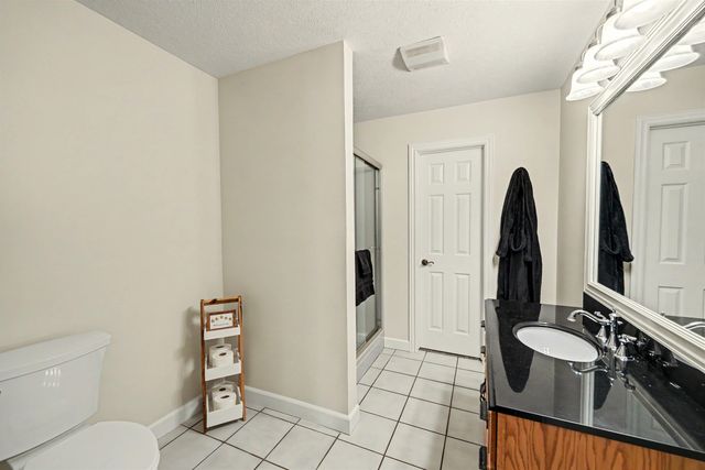 5162 N Prairie Ridge Rd, Salina, KS 67401