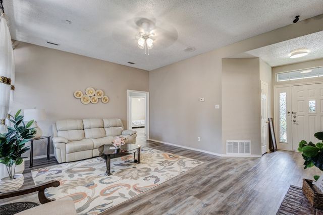 1517 Wesley Drive, Mesquite, TX 75149