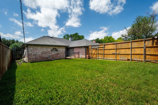 1517 Wesley Drive, Mesquite, TX 75149