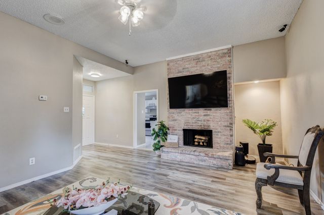 1517 Wesley Drive, Mesquite, TX 75149