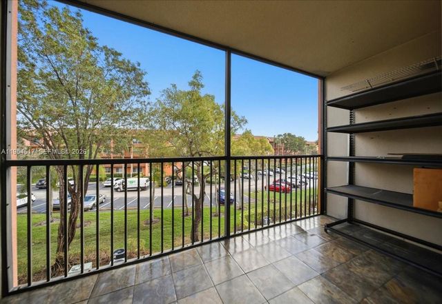 601 SW 142nd Ave 304Q, Pembroke Pines, FL 33027