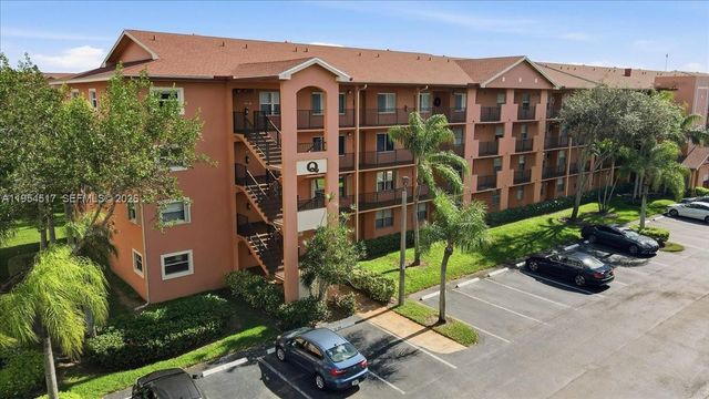 601 SW 142nd Ave 304Q, Pembroke Pines, FL 33027