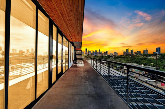 1600 S 1st ST 403, Austin, TX 78704