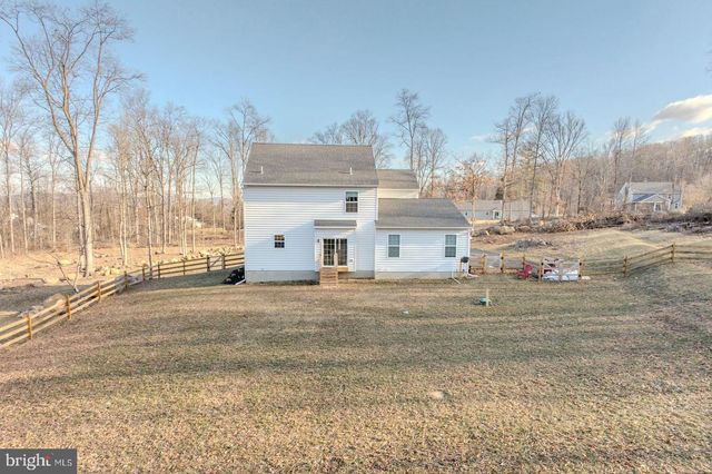 318 DOUGLASS DR, Douglassville, PA 19518