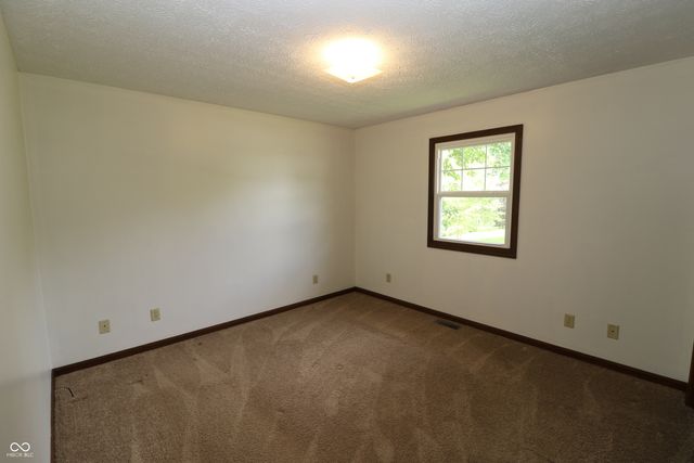 205 S Jackson Street, Waveland, IN 47989
