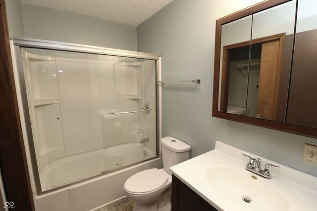 205 S Jackson Street, Waveland, IN 47989