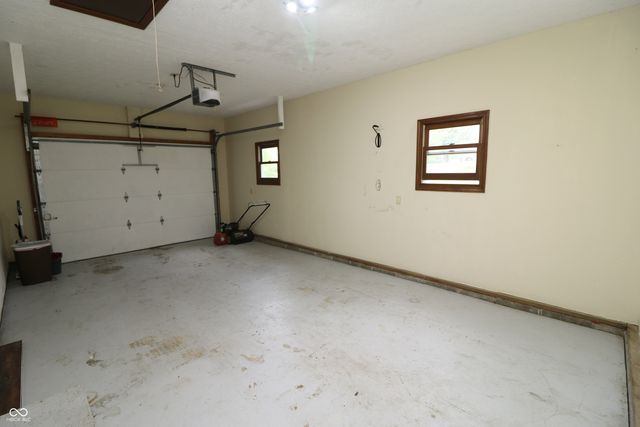 205 S Jackson Street, Waveland, IN 47989