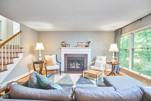 105 Westbury Court, Chapel Hill, NC 27516