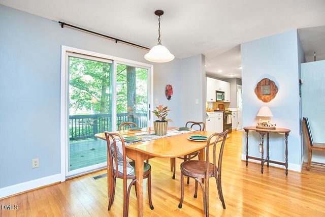 105 Westbury Court, Chapel Hill, NC 27516