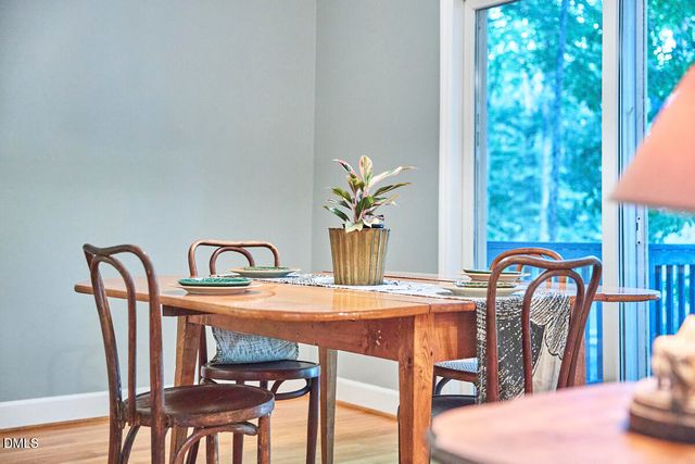 105 Westbury Court, Chapel Hill, NC 27516