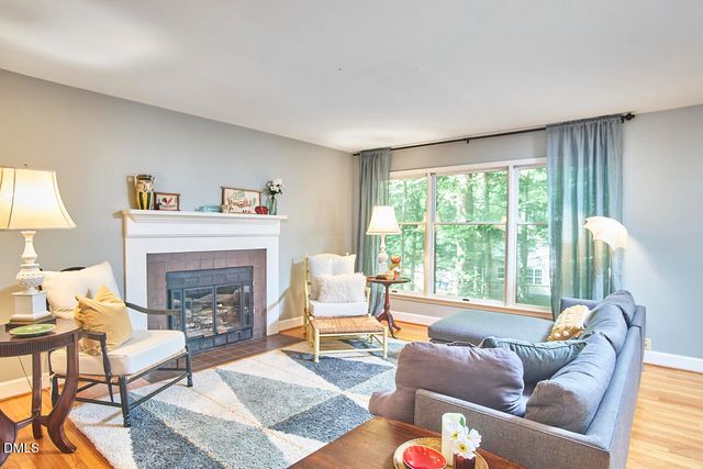 105 Westbury Court, Chapel Hill, NC 27516