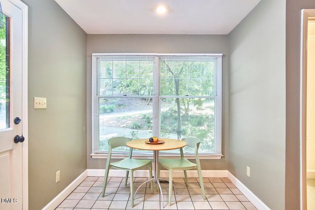 105 Westbury Court, Chapel Hill, NC 27516