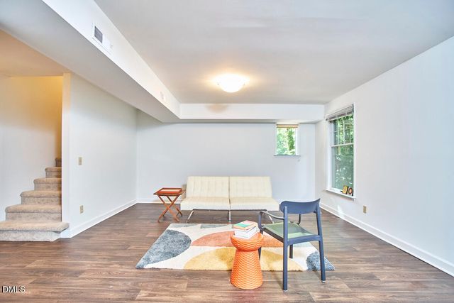 105 Westbury Court, Chapel Hill, NC 27516