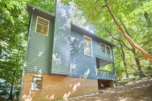 105 Westbury Court, Chapel Hill, NC 27516