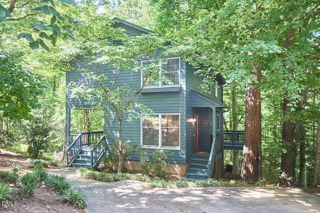 105 Westbury Court, Chapel Hill, NC 27516