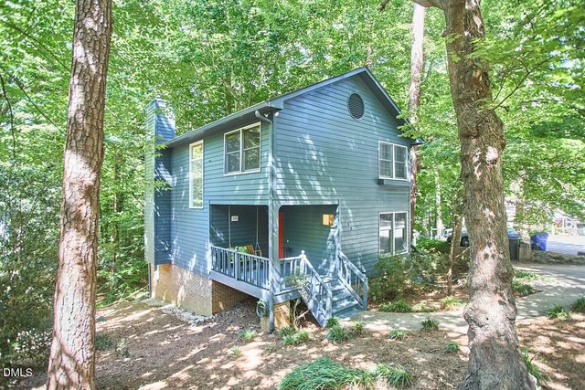 105 Westbury Court, Chapel Hill, NC 27516