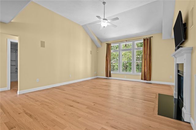 125 West Road, Cumberland, RI 02864