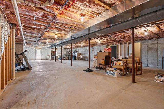 125 West Road, Cumberland, RI 02864