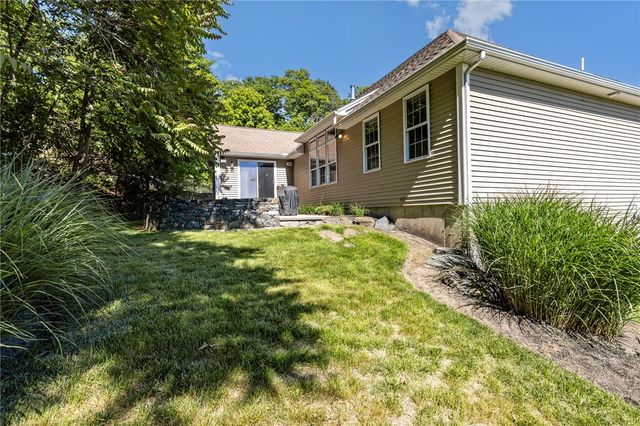 125 West Road, Cumberland, RI 02864