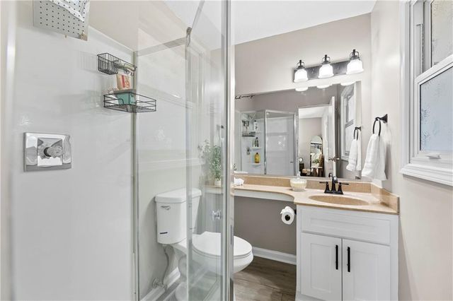 360 E 2300 Road, Edgerton, KS 66021