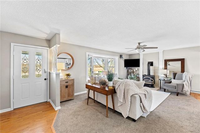 360 E 2300 Road, Edgerton, KS 66021