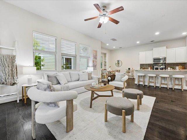 12122 Cottage Promenade CT 34, Austin, TX 78753