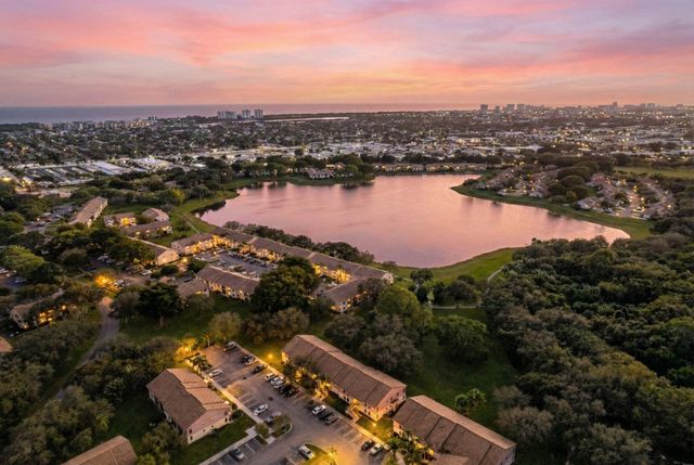 3350 Jaywood Terrace J224, Boca Raton, FL 33431