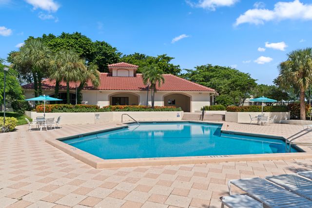 3350 Jaywood Terrace J224, Boca Raton, FL 33431