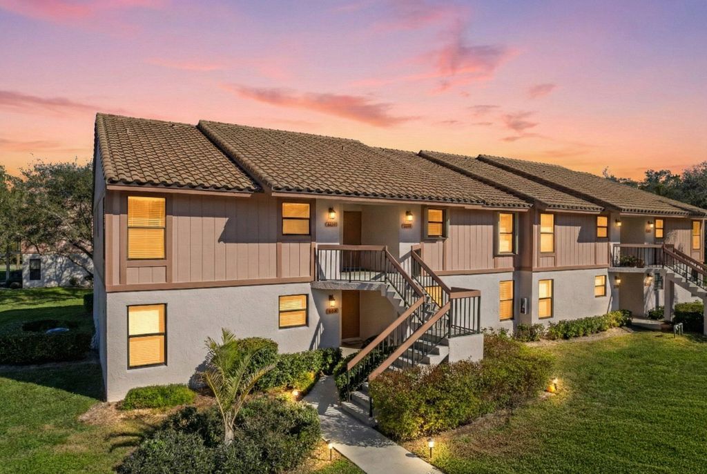 3350 Jaywood Terrace J224, Boca Raton, FL 33431