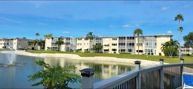 2616 N Garden Drive N 204, Lake Worth, FL 33461